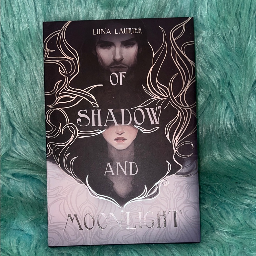 New Signed By Author Luna Laurier, Of Shadow And Moonlight with special art